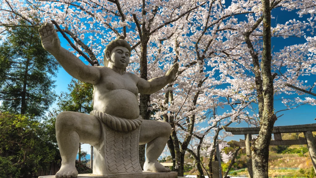 sumo wrestling symbol statue