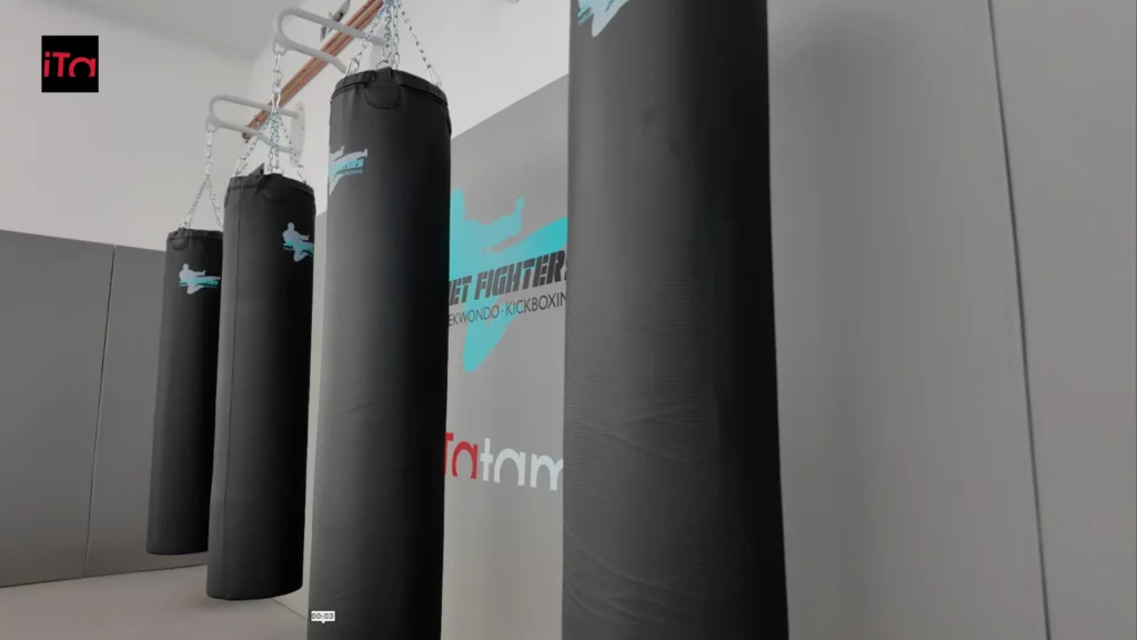 palestra professionale con tatami installato alta qualità