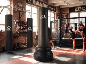 Sac de boxe BTech Pro noir 170x35cm avec housse de protection pour salle de sport